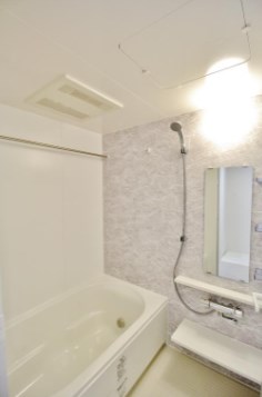 N residence SUMIYOSHI  風呂画像