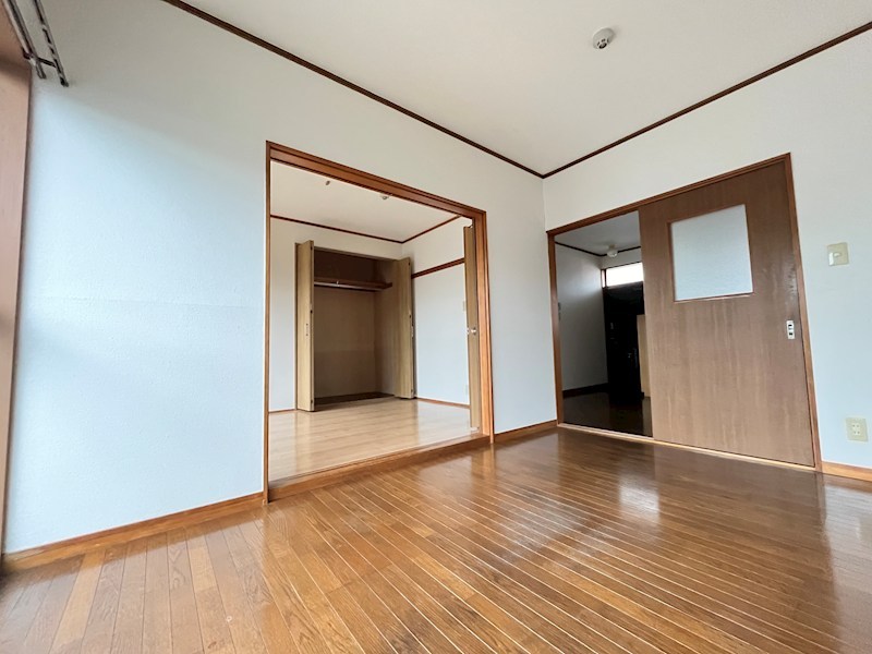 メゾン芳賀 ベッドルーム