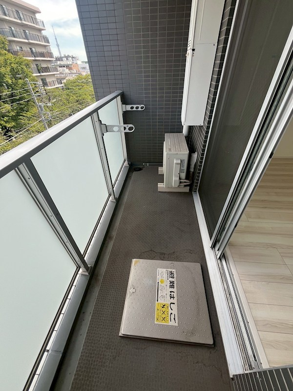 ラヴェニール町屋 ベランダ