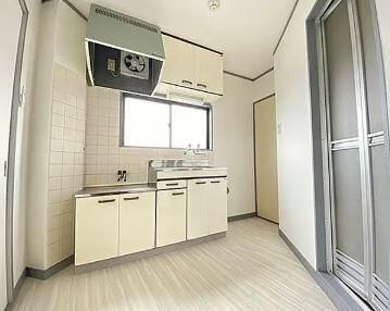 ロイヤルハイツ立石 キッチン