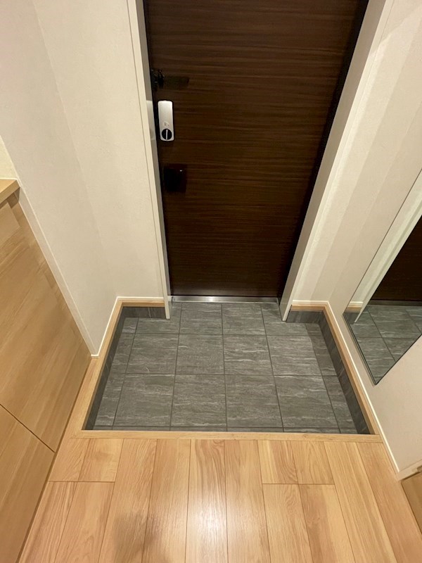 ディアコート西新井  玄関