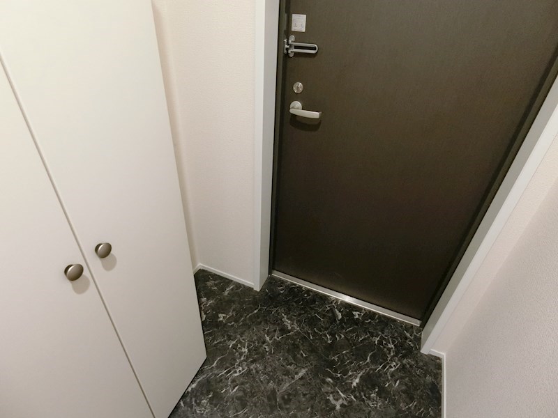 ビューノラメゾン 玄関