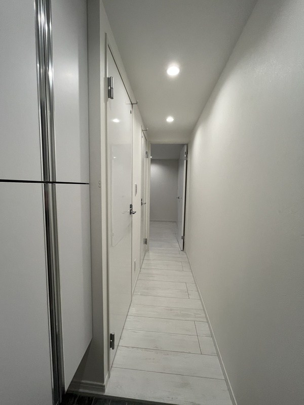 Alivis東日暮里 玄関