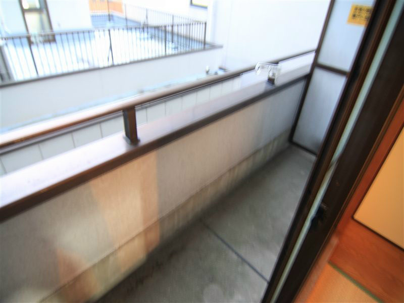 第六ホクシンビル  ベランダ