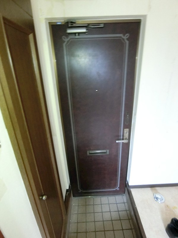 ウイニングベル 玄関