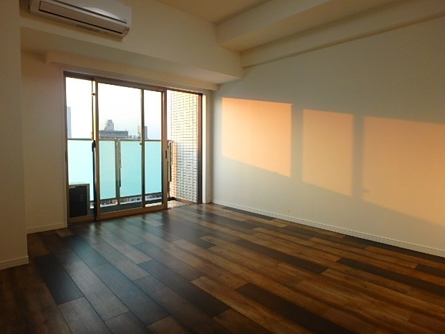 グランパーク東京EAST リビング