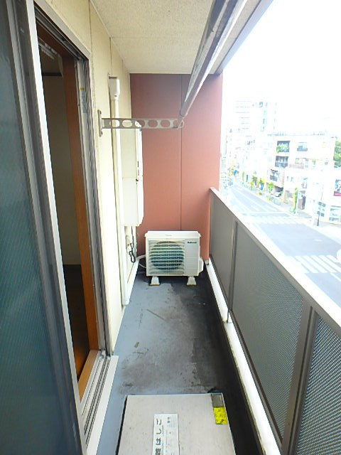アンプルールフェール茂木  ベランダ