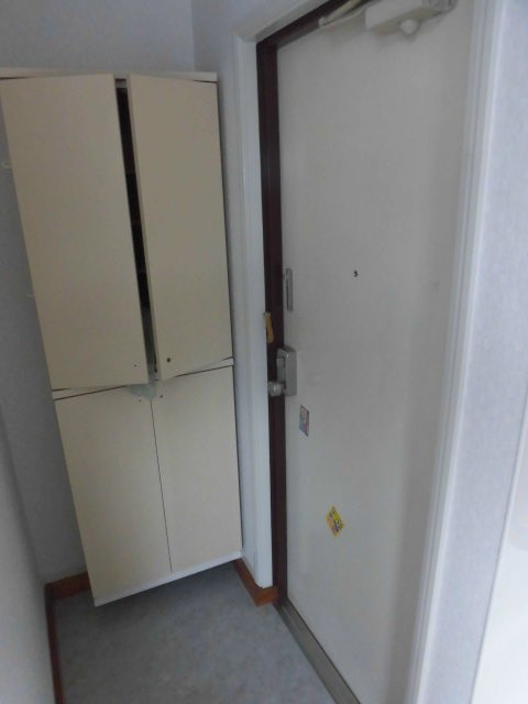 静宏荘 玄関