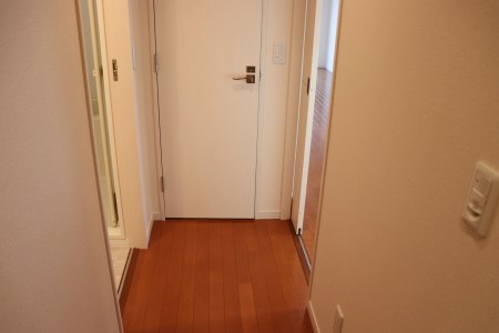 A8 玄関