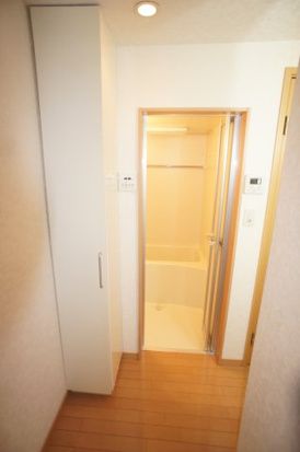 リバティ青戸 玄関