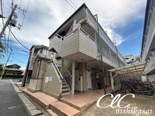 モア５ 外観