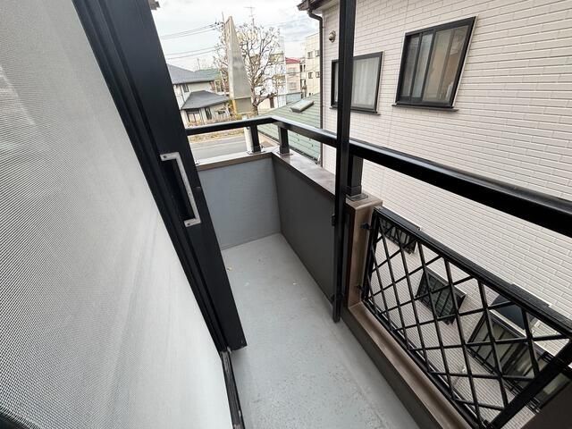 江戸川区松本２丁目戸建 ベランダ