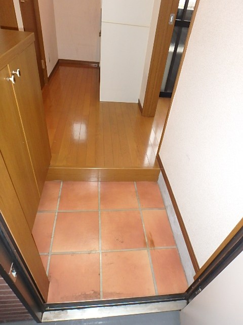 メゾン南小岩 玄関