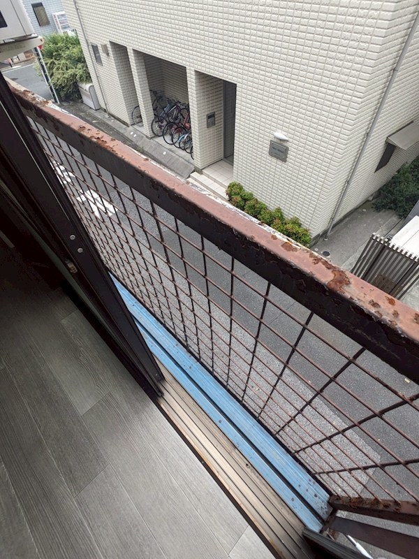 栄荘 ベランダ