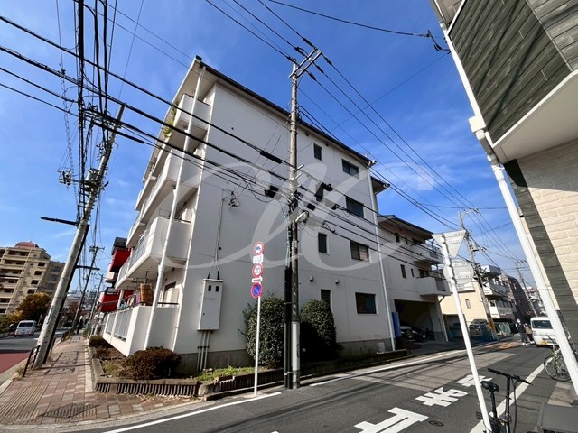フレール綾瀬3 外観