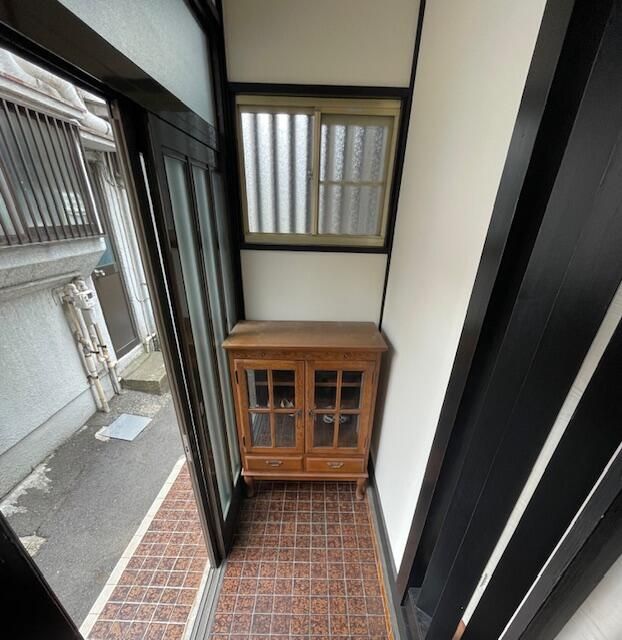 田中貸家 玄関