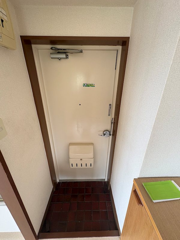 冨田ビル 玄関