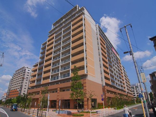 ロイヤルパークスシーサー西新井  外観