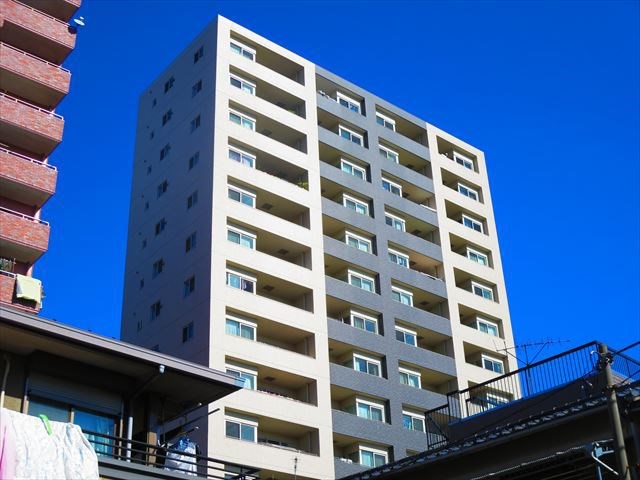 レーベンリヴァーレクロス東京 外観