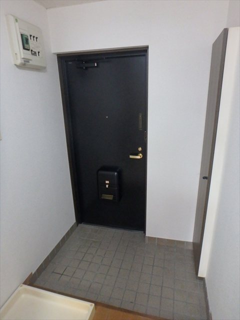 フラワーマンション 玄関