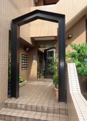 エッセレコモード  玄関