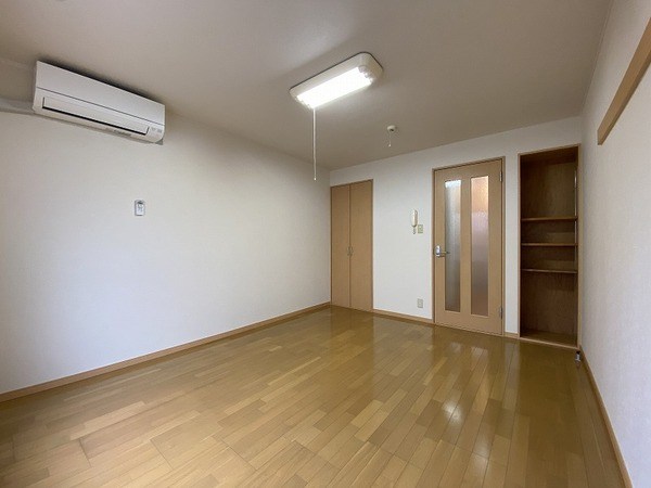 リリーテラスA ベッドルーム