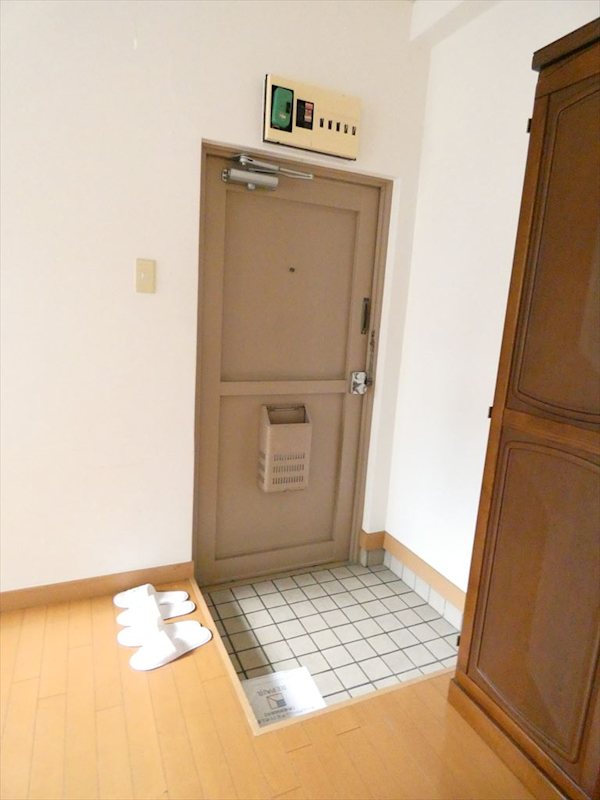 斉藤ビル（西日暮里6）   玄関