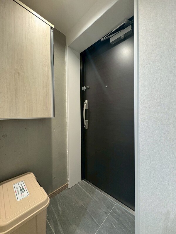 ラターシュ町屋 玄関