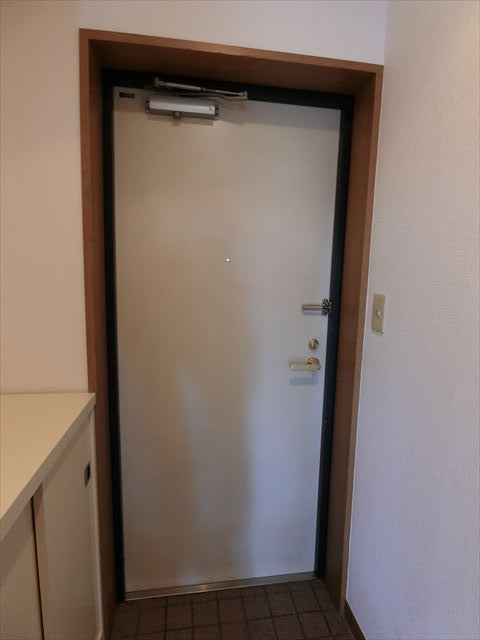 プレステージ新井    玄関