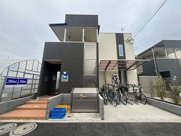 ｓｅａｓｏｎ　Ｈｏｕｓｅ 外観