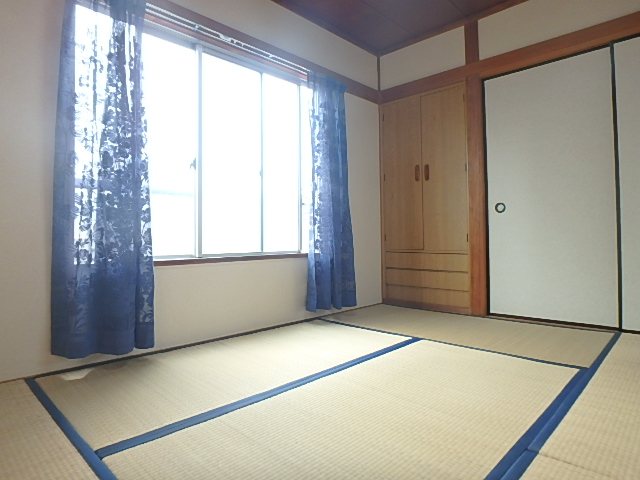 木間ビル ベッドルーム