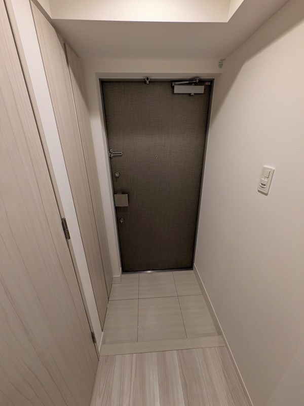S-RESIDENCE浅草 玄関