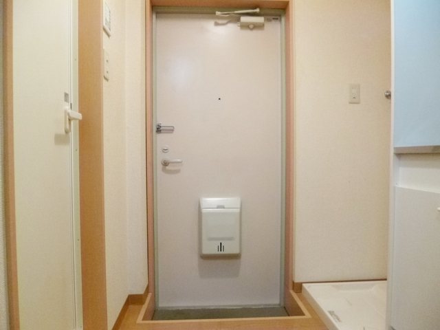 シャンテ東十条  玄関