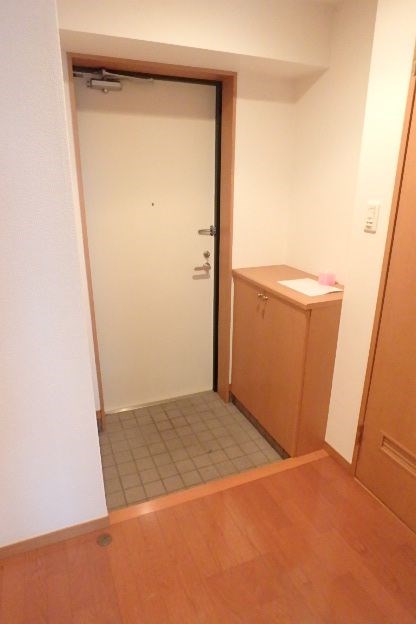 ベルメゾン晃和 玄関