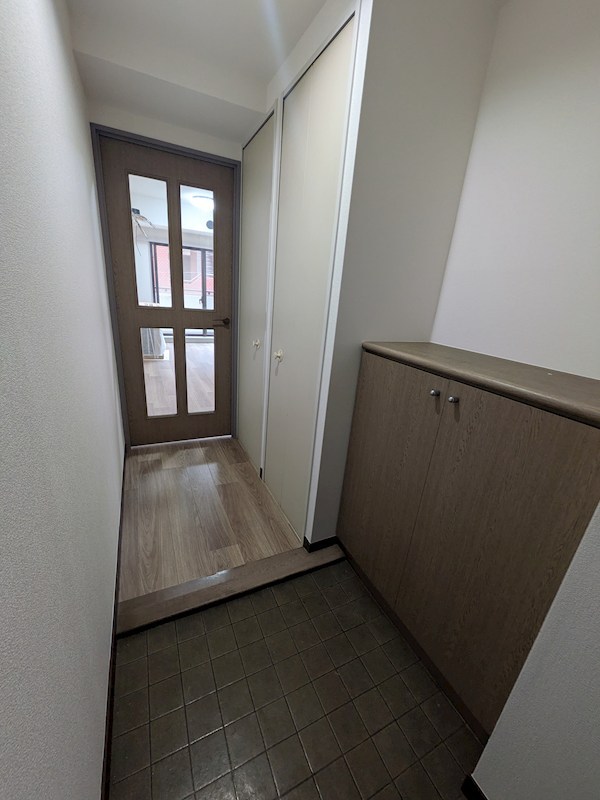 レクノスⅠ 玄関