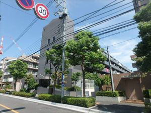 ウエストパーク山貞 外観