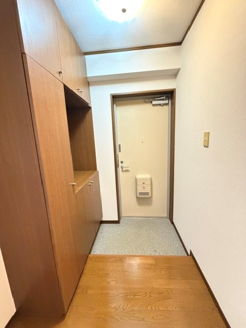 富士ビル 玄関