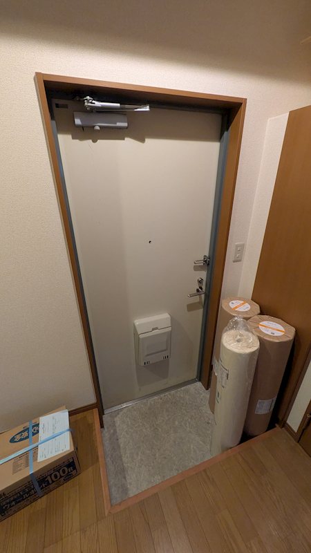 メゾンド・エフ３ 玄関