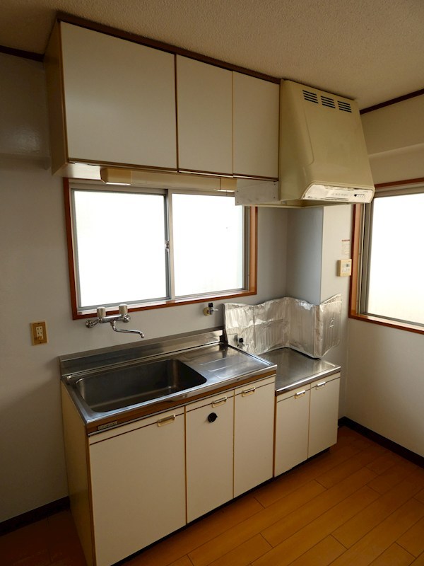 マンション吉岡第３ キッチン