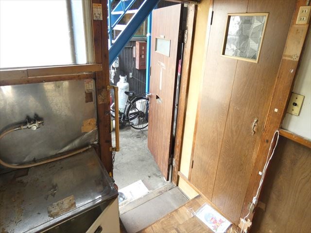 相原荘 玄関