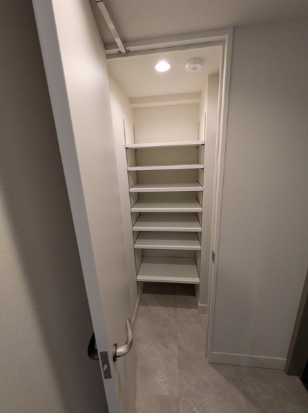 シーズンフラッツ町屋 玄関