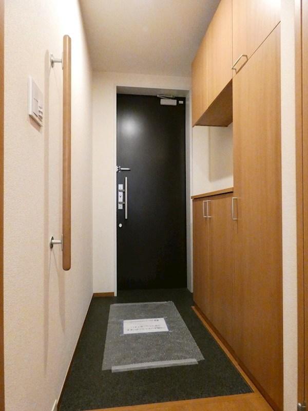 ラフィーネ西葛西 玄関