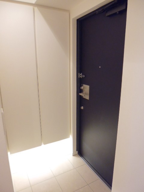 ドゥーエ日本橋浜町   玄関