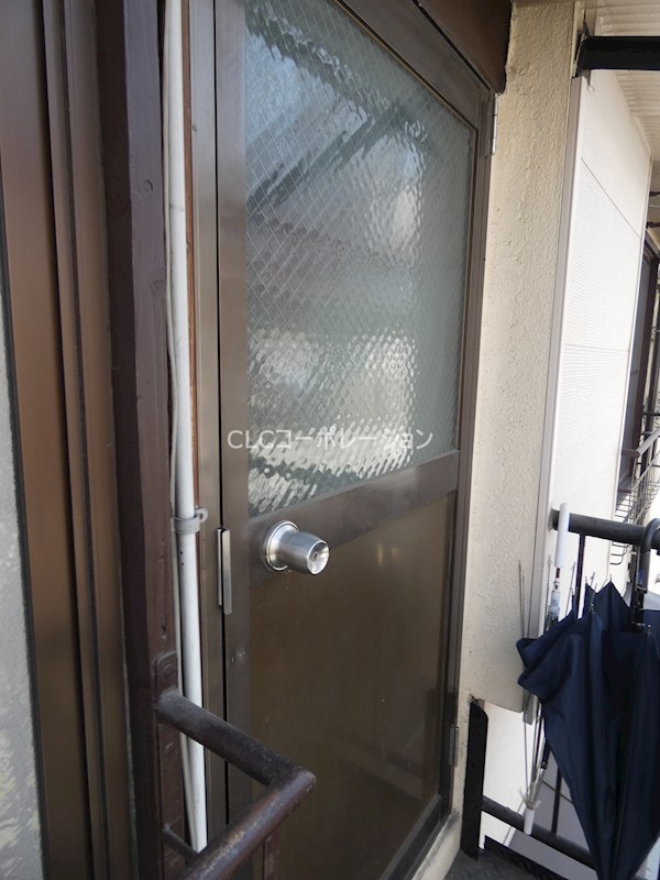 高田荘 玄関