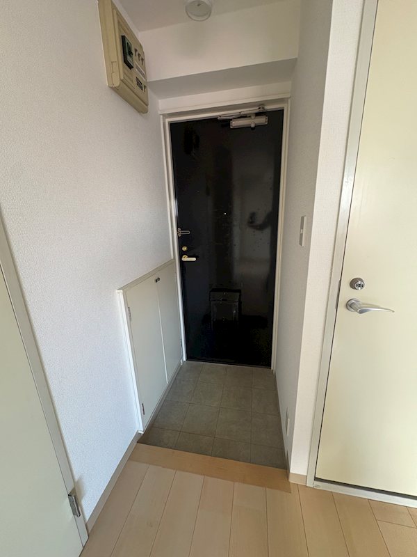メゾン西ヶ原  玄関
