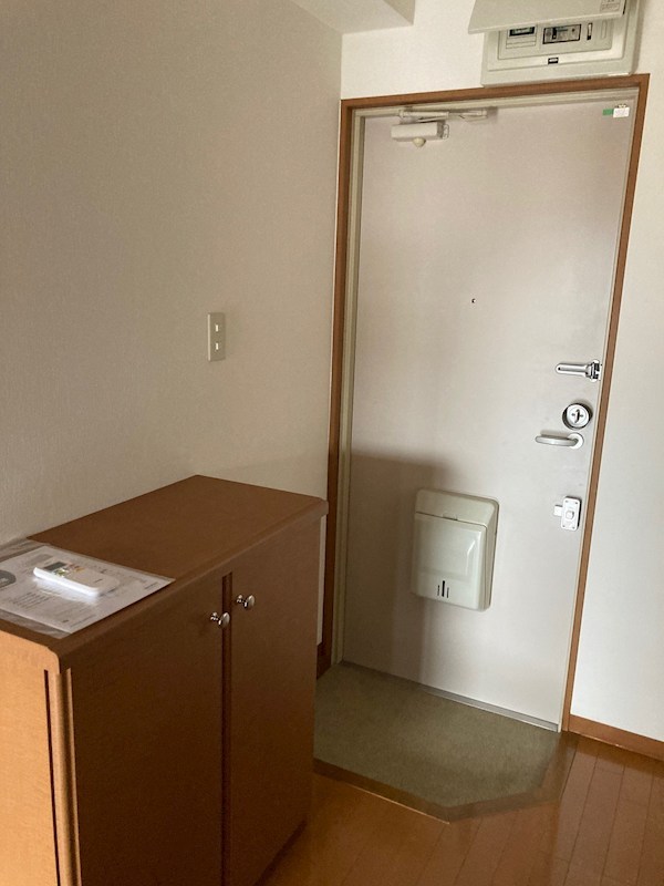 エストヴェルデ 玄関