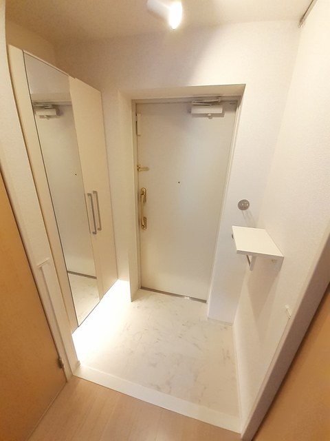 La Source 玄関