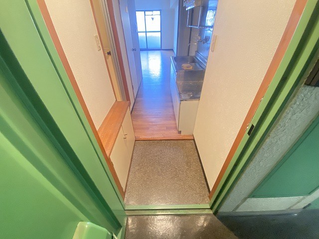 メゾン小川 玄関