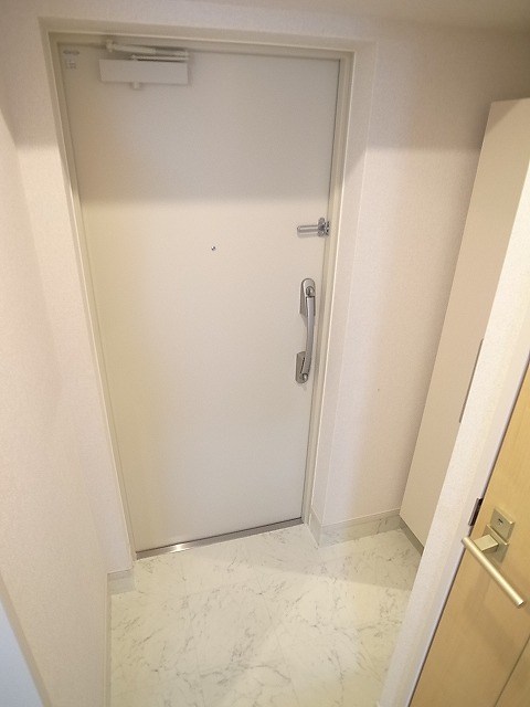 ヴィレ南千住  玄関