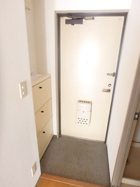サンハイツ松江 玄関